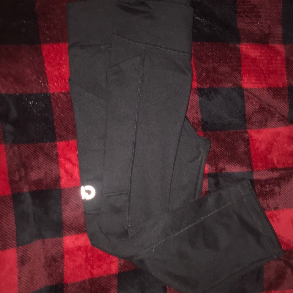 Black leggings